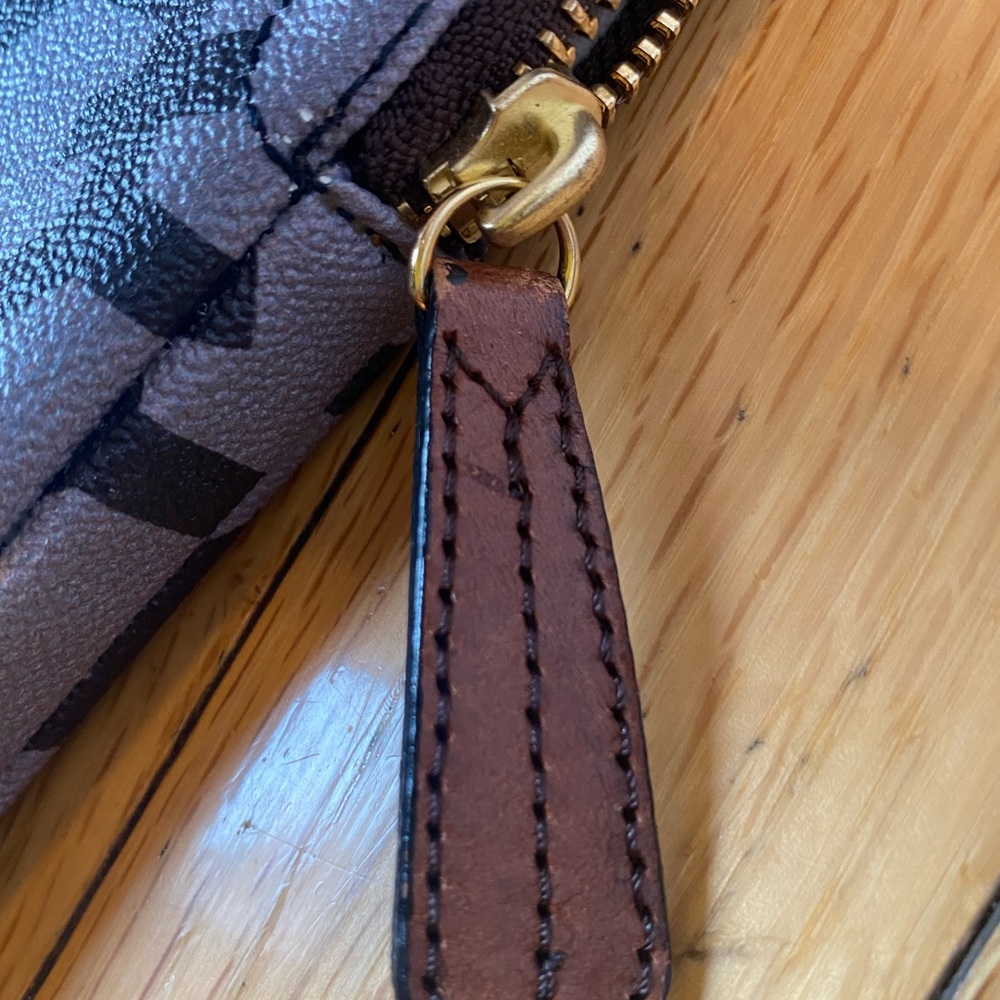 Brahmin Bag - Picture 6 of 7